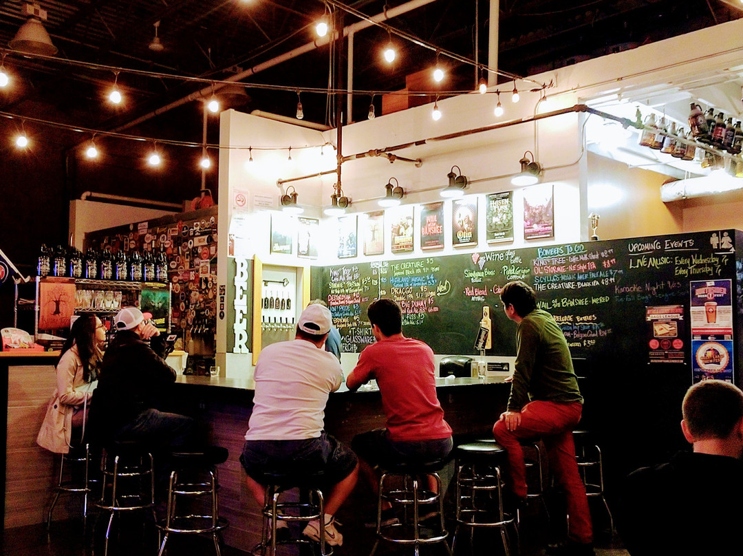 Whiskey Hill Brewing Company-Westmont必去景点