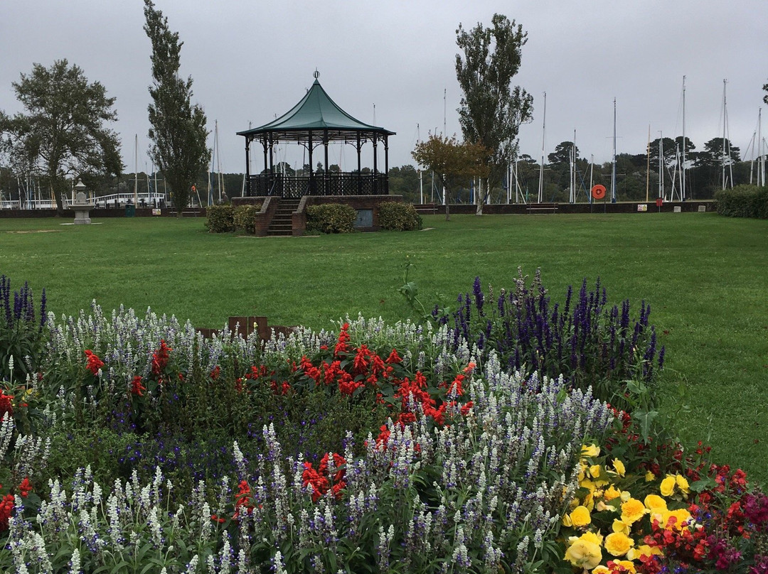 Bath Road Recreation Ground景点图片