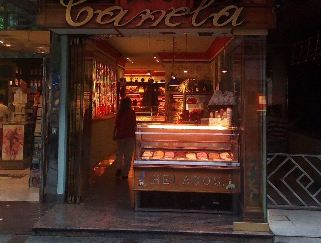 Cain餐馆和美食-Confiteria Canela