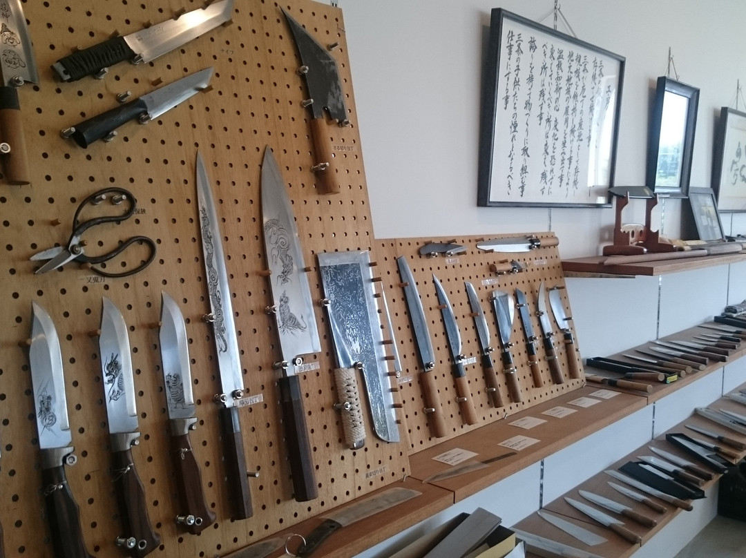 Tadafusa Factory Shop-三条市必去景点