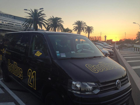 Cool Bus Airport Transfers-布尔格圣莫里斯必去景点