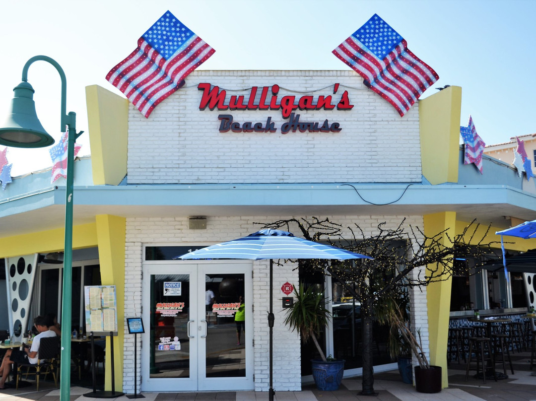Mulligan's Beach House Bar & Grill Lauderdale By The Sea
