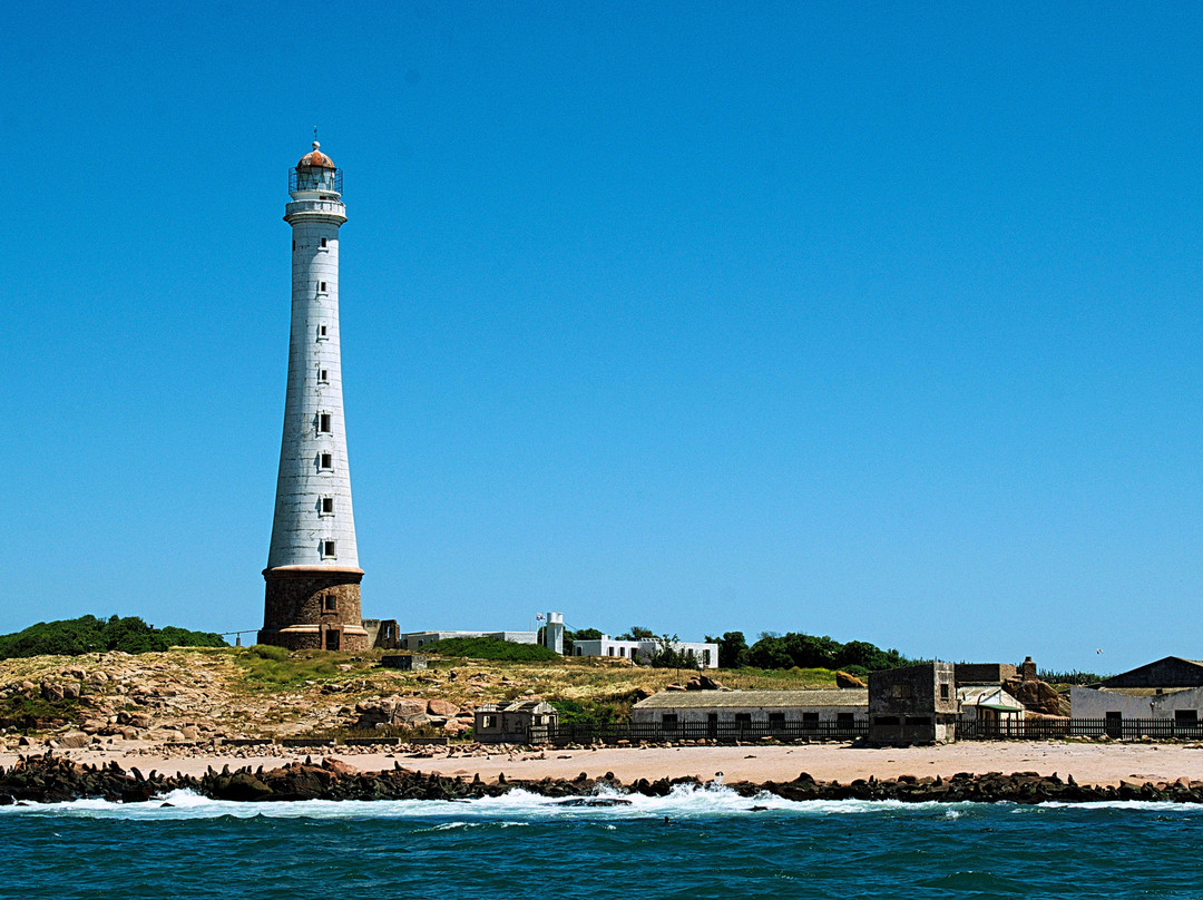Isla de Lobos-埃斯特角城必去景点