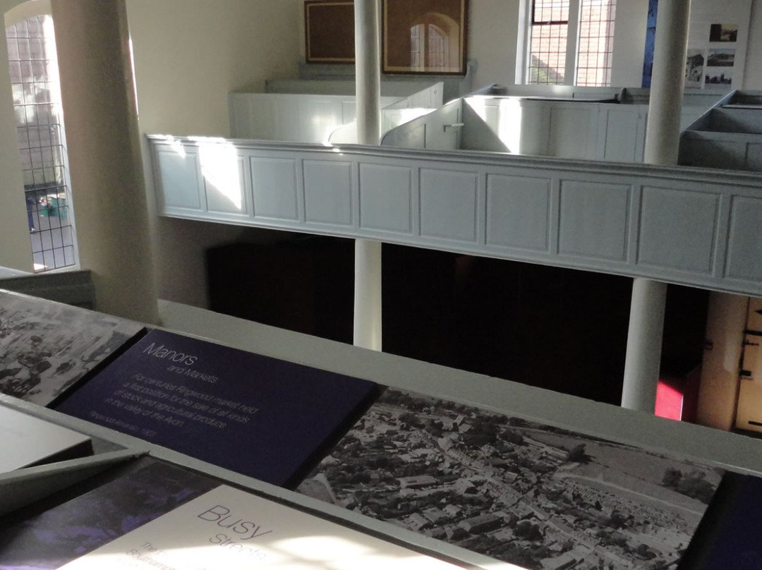 Ringwood Meeting House & History Centre景点图片