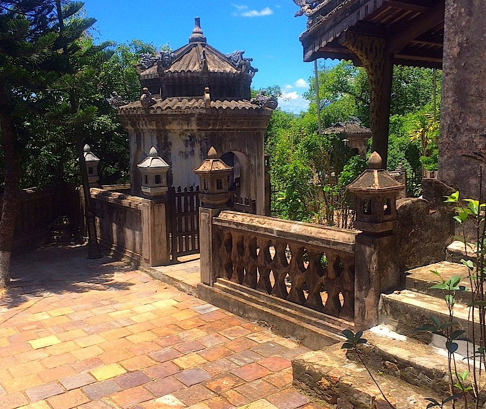 Hon Chen Temple-顺化必去景点
