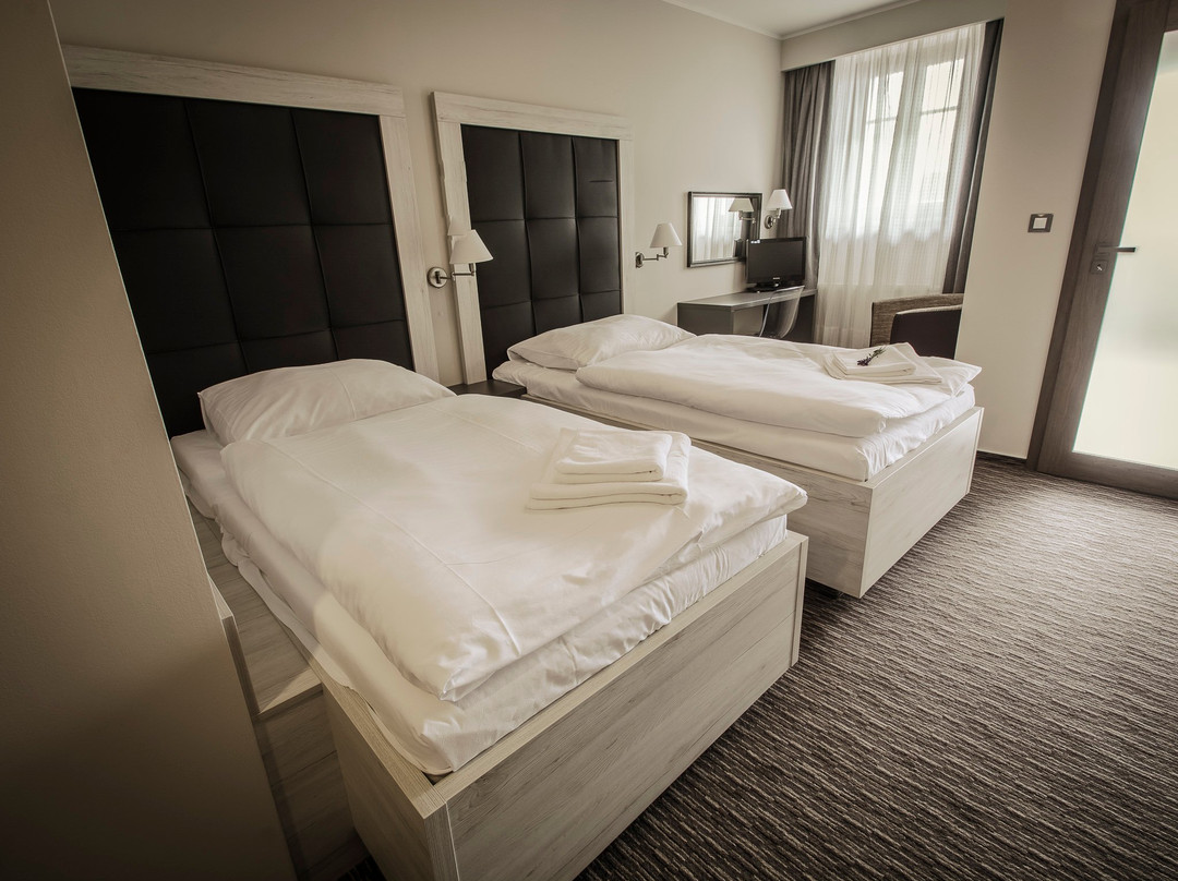 Hotel Grunt主图