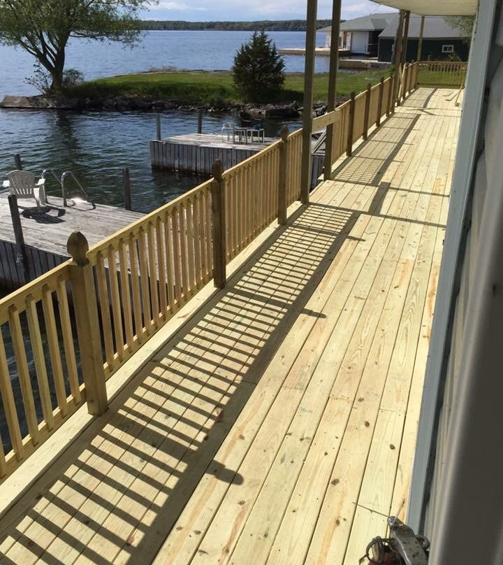 The Sunset Motel主图