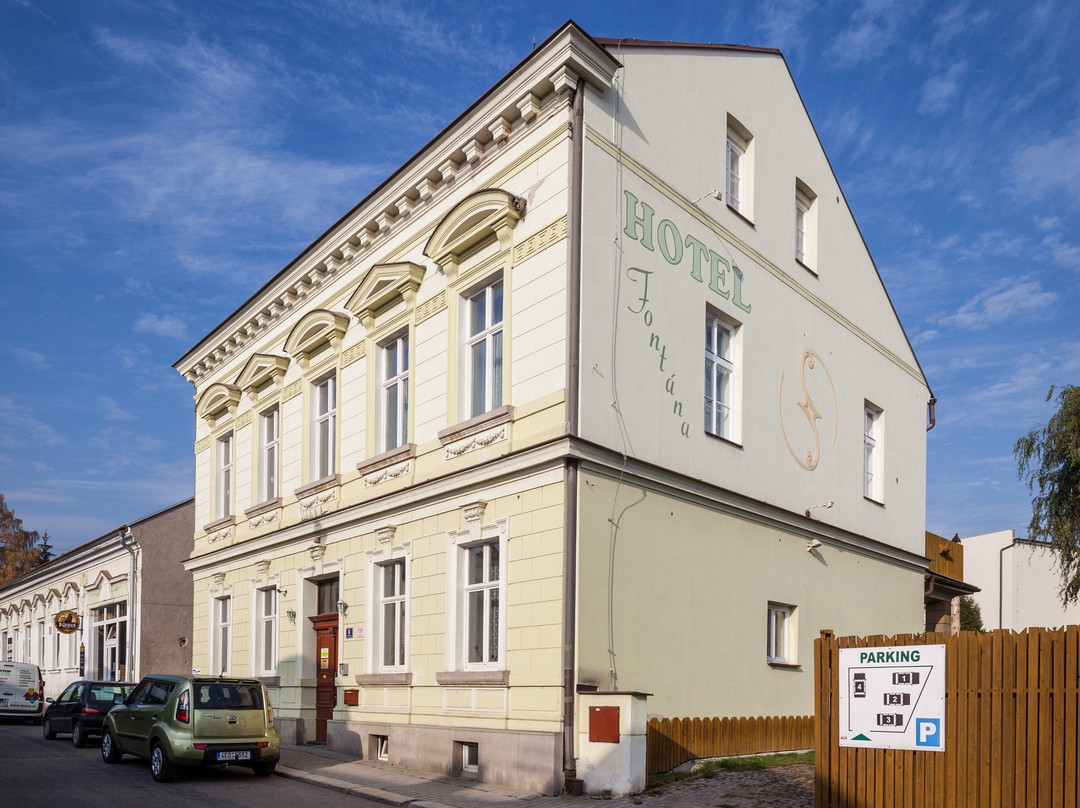 斯维塔维酒店住宿-Pension Fontána Svitavy