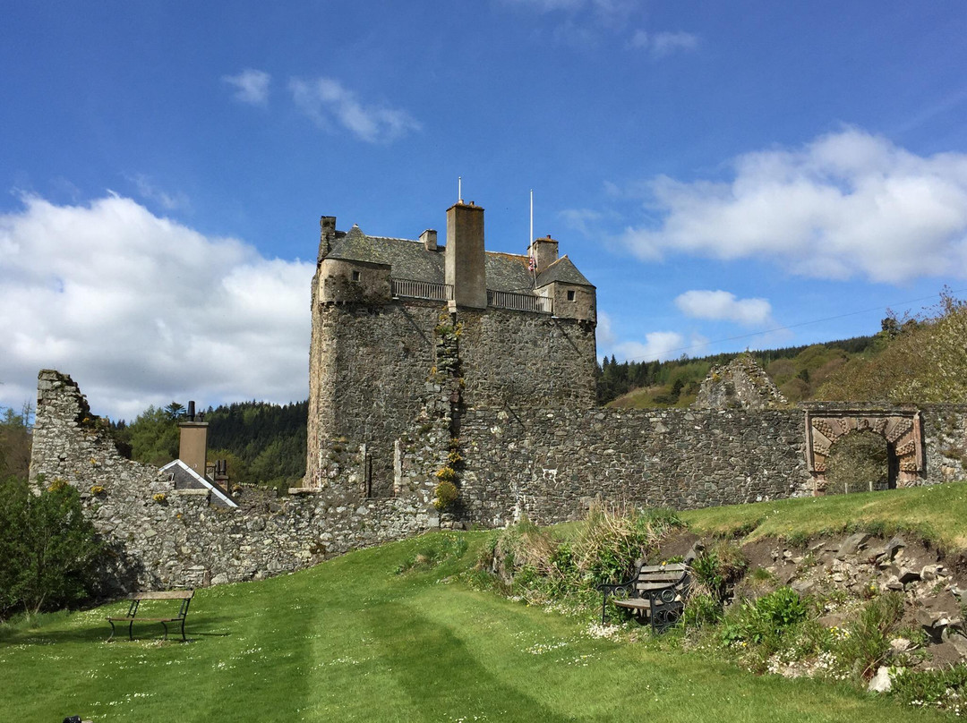 Neidpath Castle景点图片