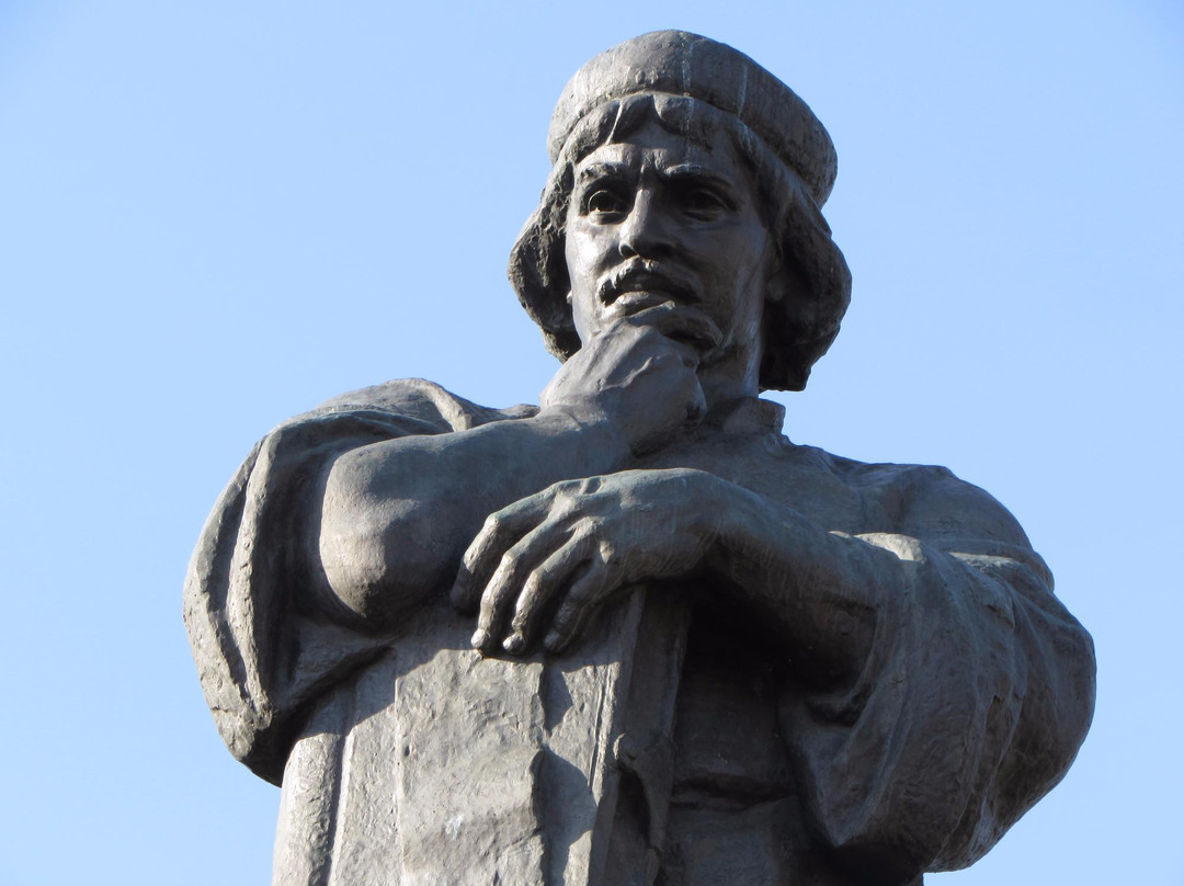 Francysk Skaryna Statue-波洛茨克必去景点