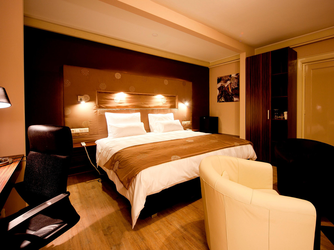 Raadhuis Dinther Suites主图