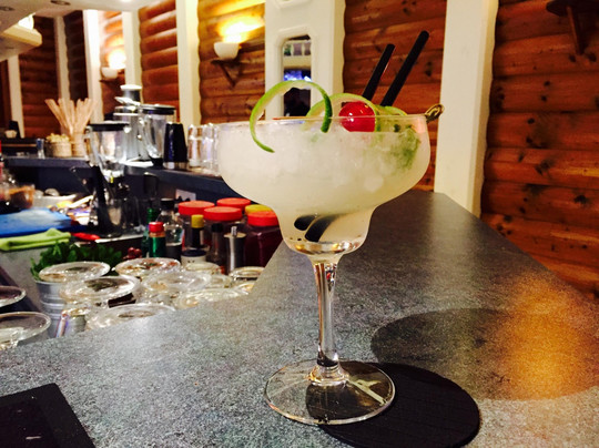 Esquire Cocktail Bar-科斯塔特吉塞必去景点