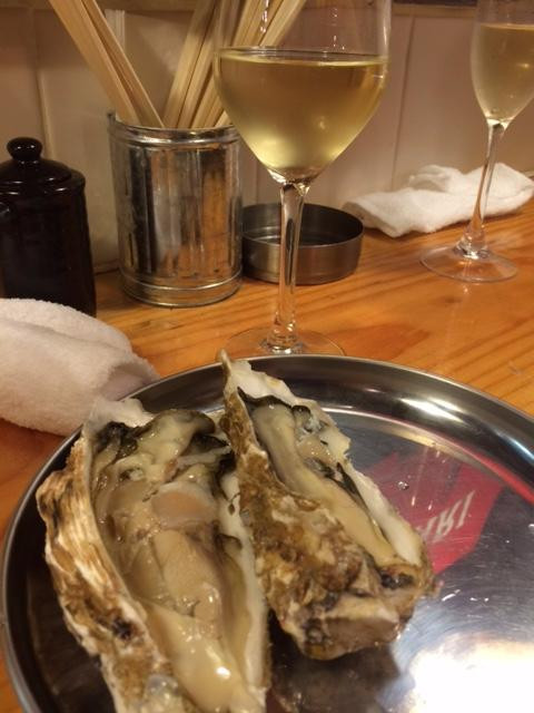 牡蠣とシャンパン 牡蠣ベロ