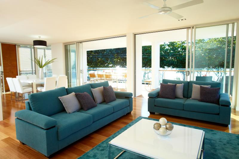 Maggies Beachfront Apartments