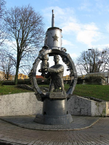 Monument to Aleksandr Marinesko-加里宁格勒必去景点