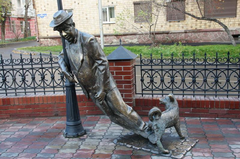 Sculpture Uncle Vasya - A Drunkard-克拉斯诺亚尔斯克必去景点