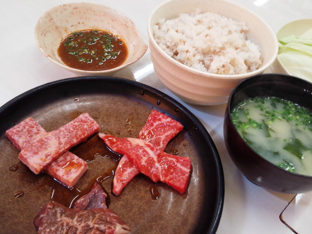 焼肉 松坂 国道店