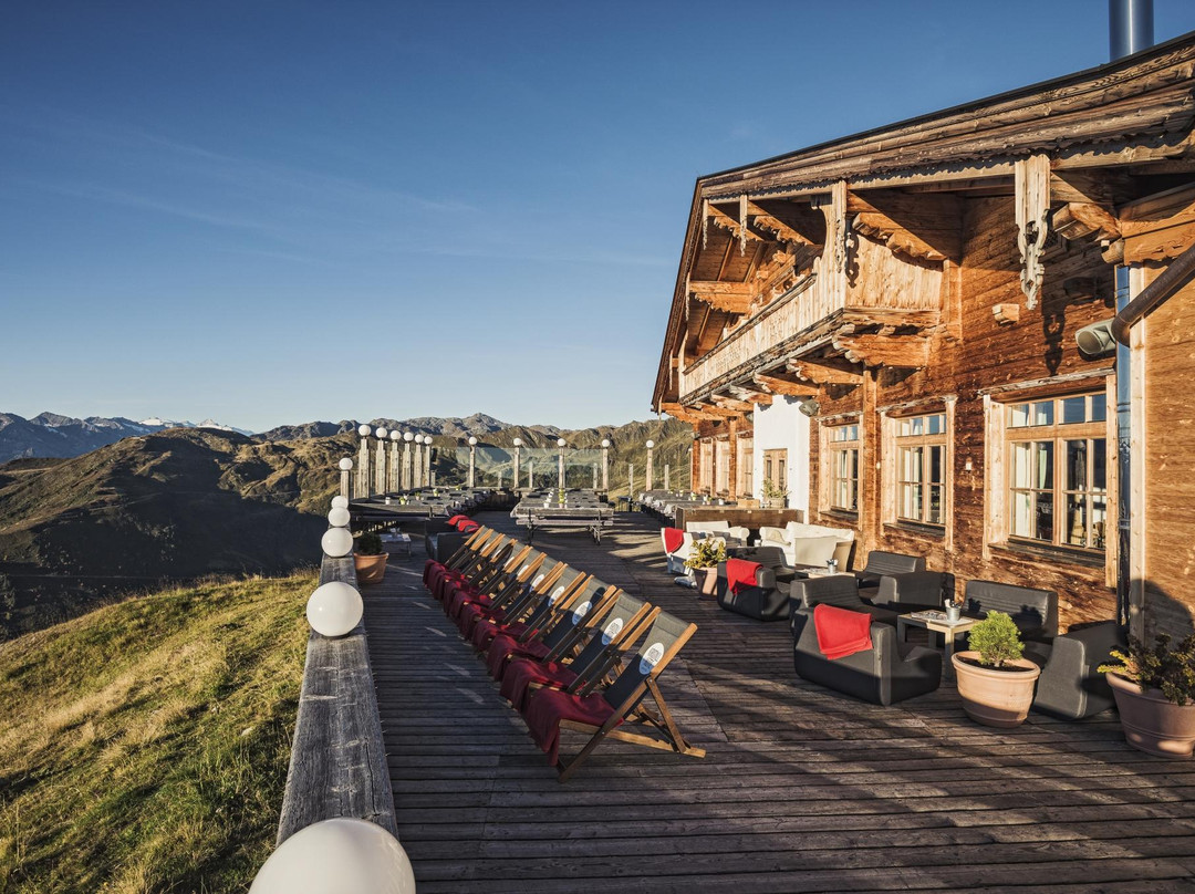 Kaltenbach酒店住宿-Kristallhutte im Zillertal