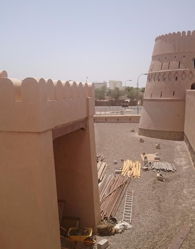 Al Khandaq Castle-Buraimi必去景点