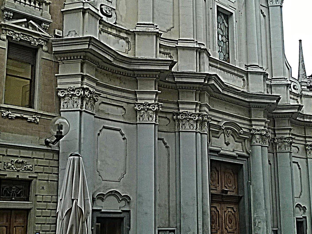 Parrocchia dei S.S. Cosma e Damiano-阿尔巴必去景点