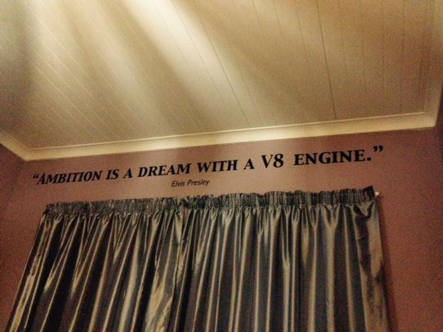 Karin's on Main主图