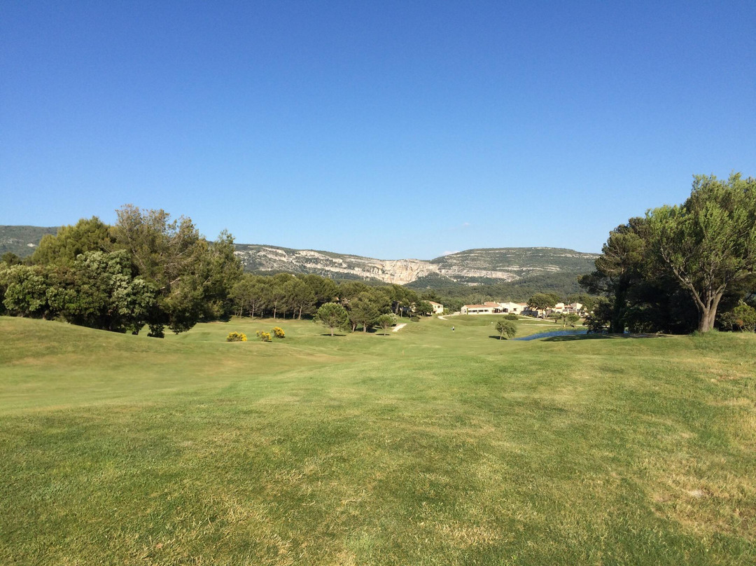 Golf de Saumane景点图片