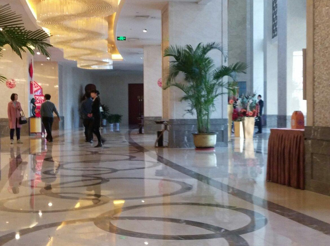 即墨市酒店住宿-华玺大酒店