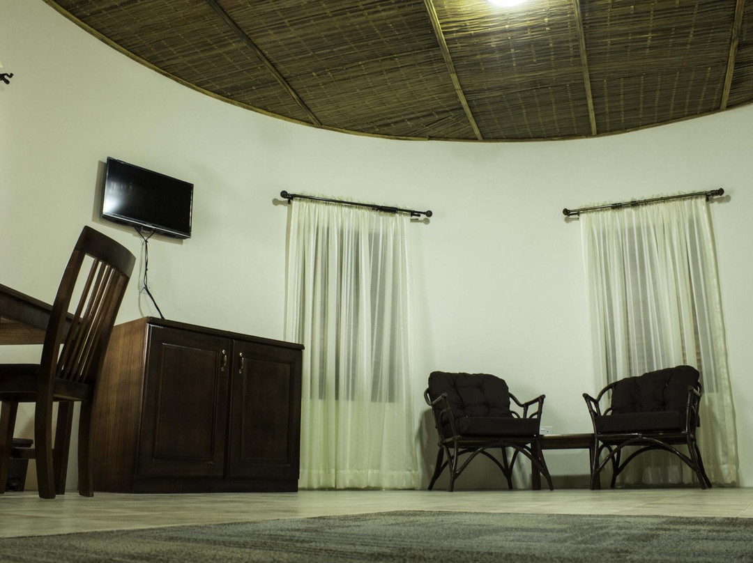 Shama Beach Resort Limited主图