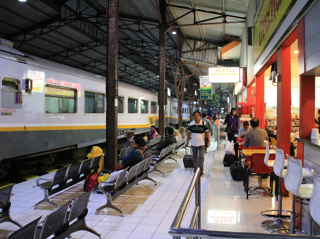 Purwokerto Station景点图片