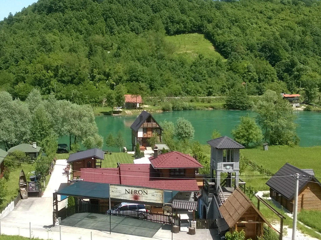 Rooms and Apartments Neron Bihać