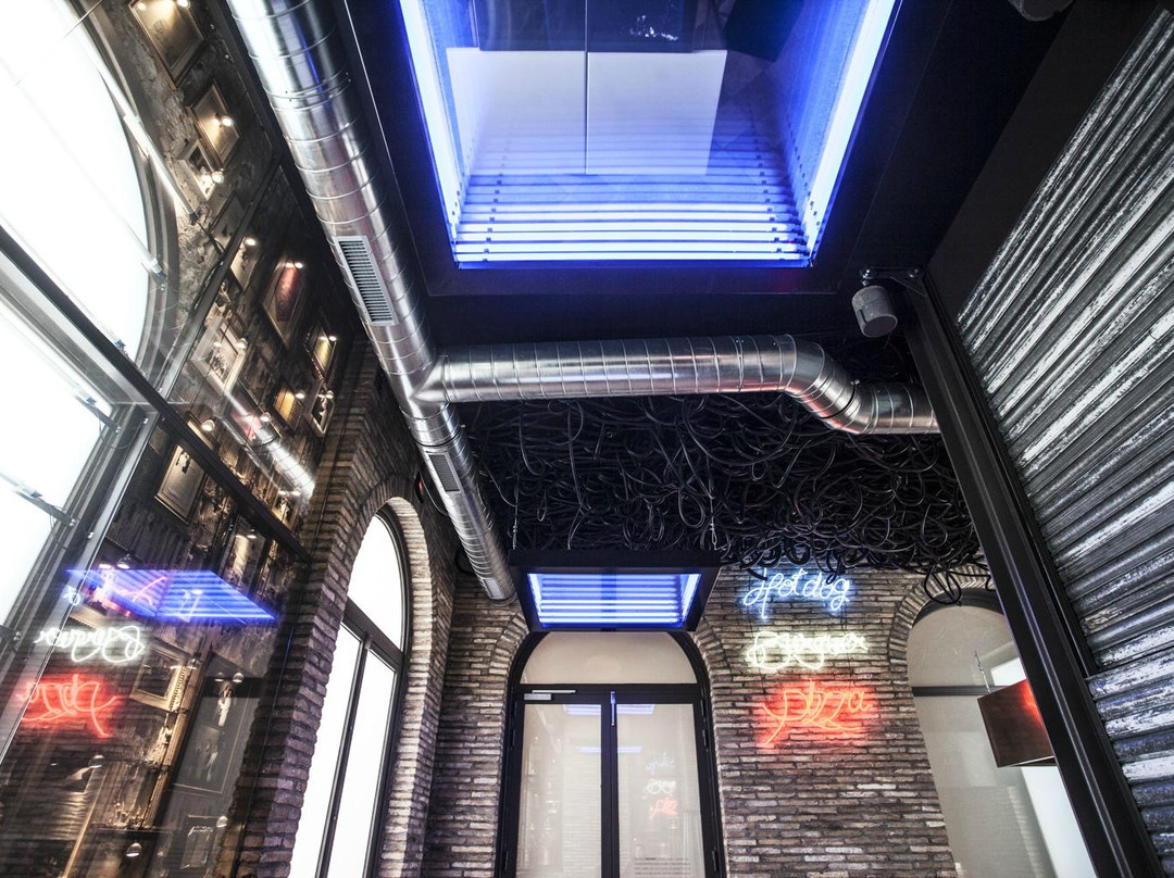 Hotel Restaurante Maher主图
