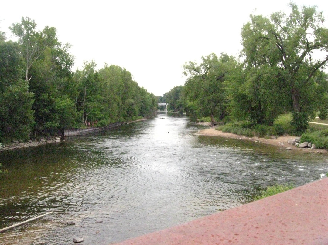 Big Rapids Riverwalk景点图片