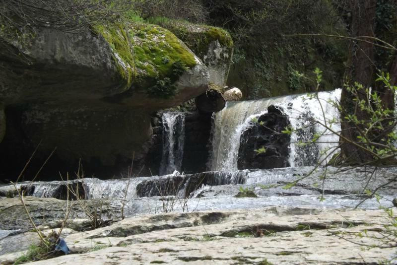 Cascate Della Mola景点图片