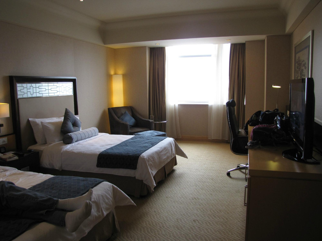 上海复旦皇冠假日酒店主图