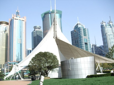 陆家嘴中心绿地-上海市必去景点