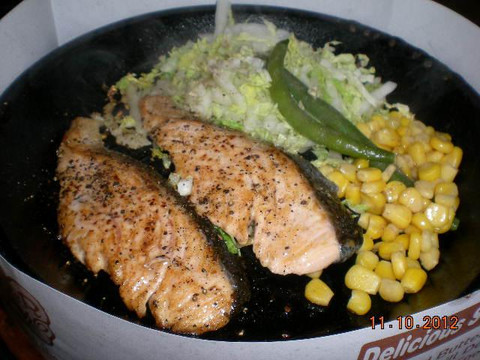 莱佛士城购物中心-新加坡必去景点