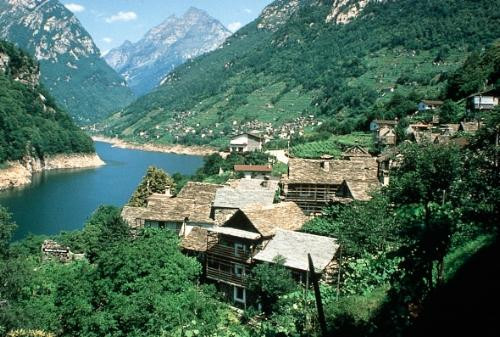 Feriendorf Rustici Della Verzasca
