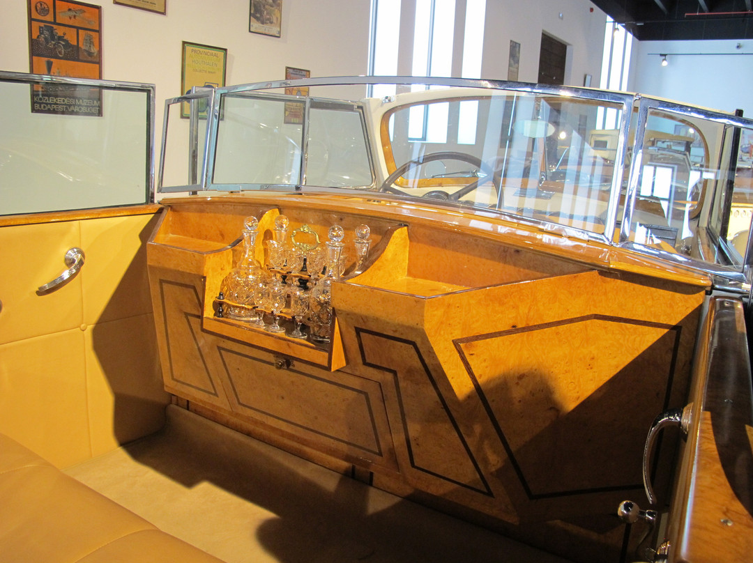 马拉加汽车时尚博物馆-马拉加必去景点