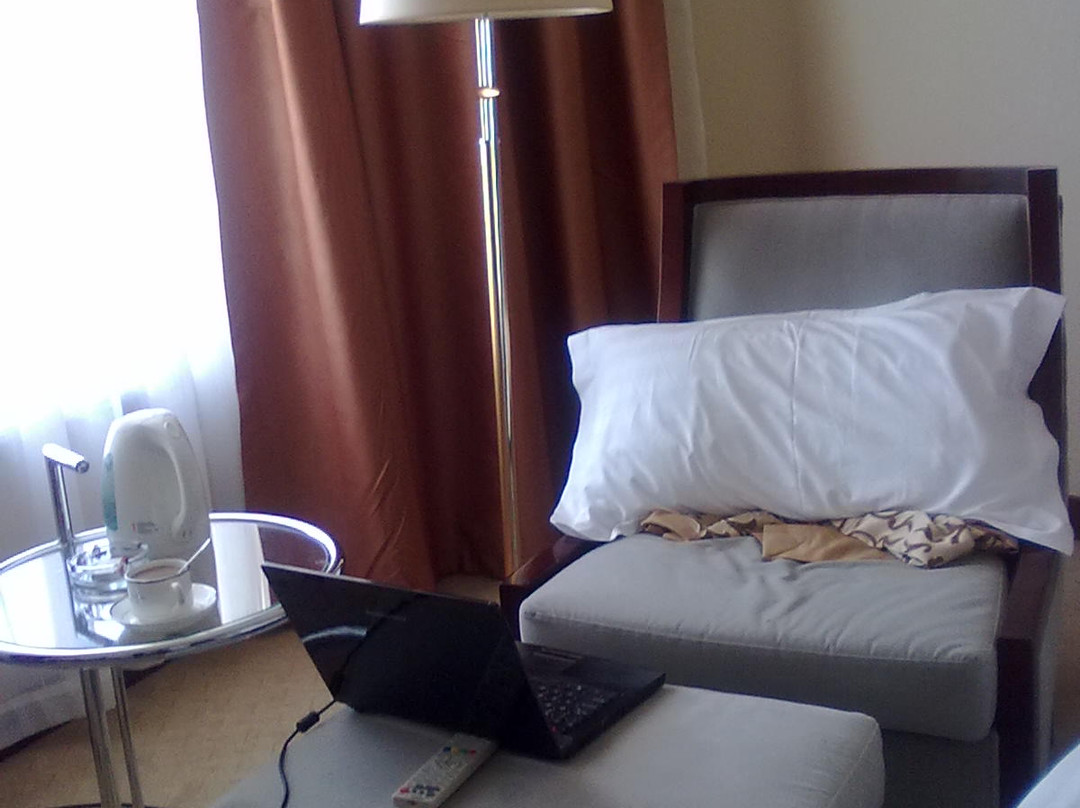 恒信大酒店主图