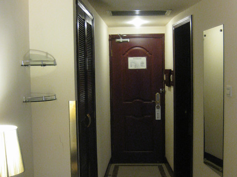 上海全季陆家嘴八佰伴店主图