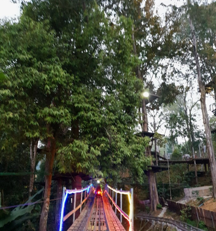 Monjam Zipline Adventure-夜林必去景点