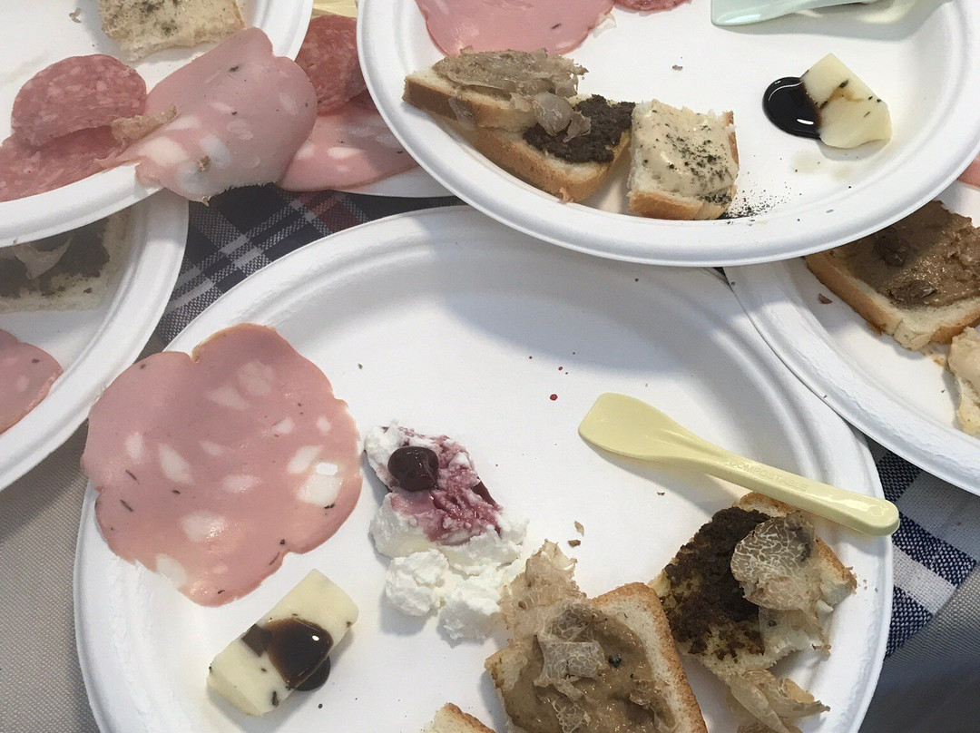 Tartufi di Acqualagna - Truffle Tasting and Shop-Acqualagna必去景点