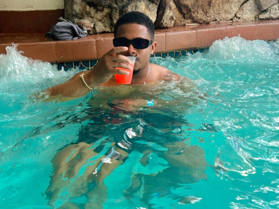 4js classic caribbean-内格里尔必去景点