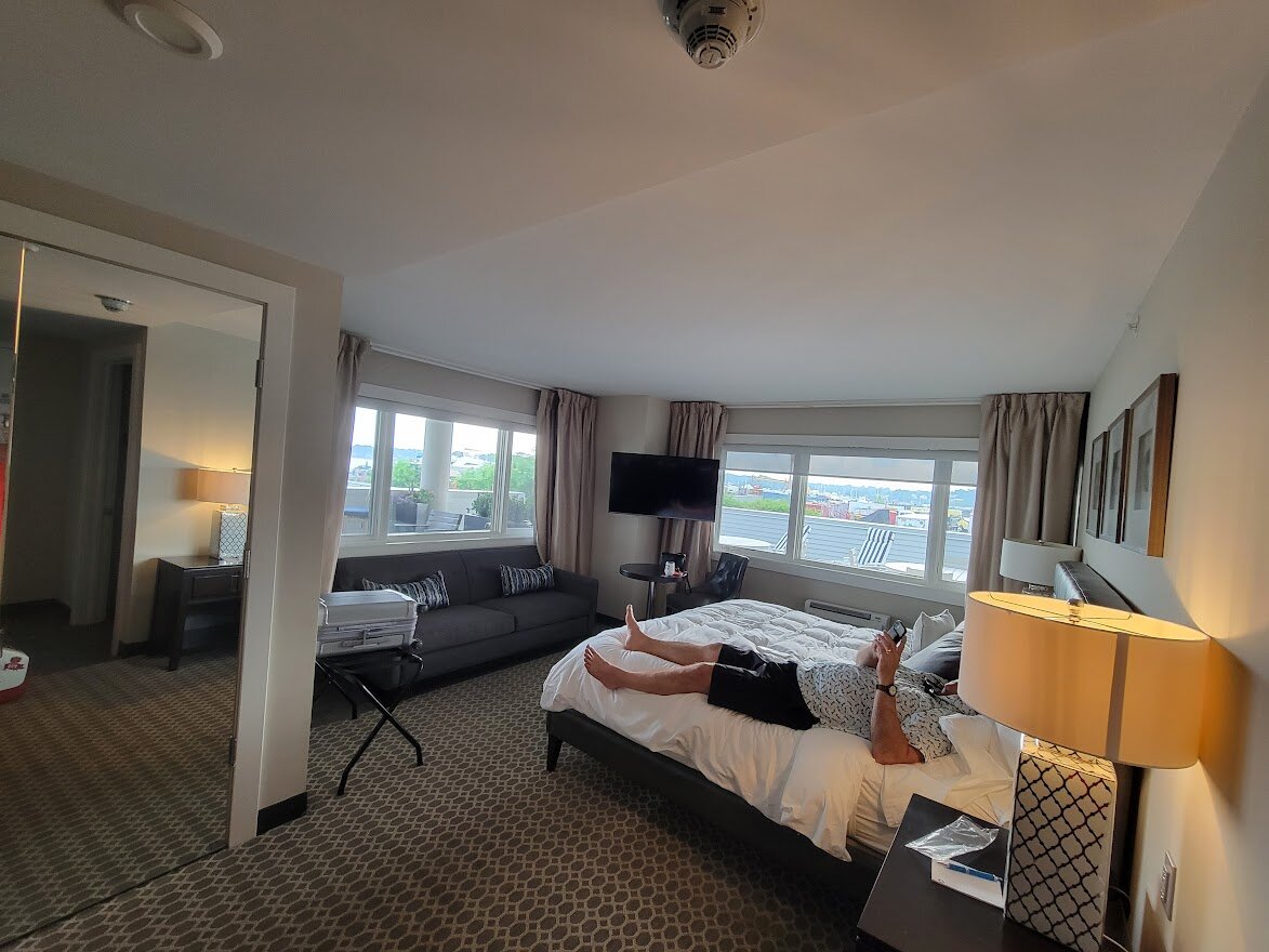 Fathoms Hotel & Marina-客卧