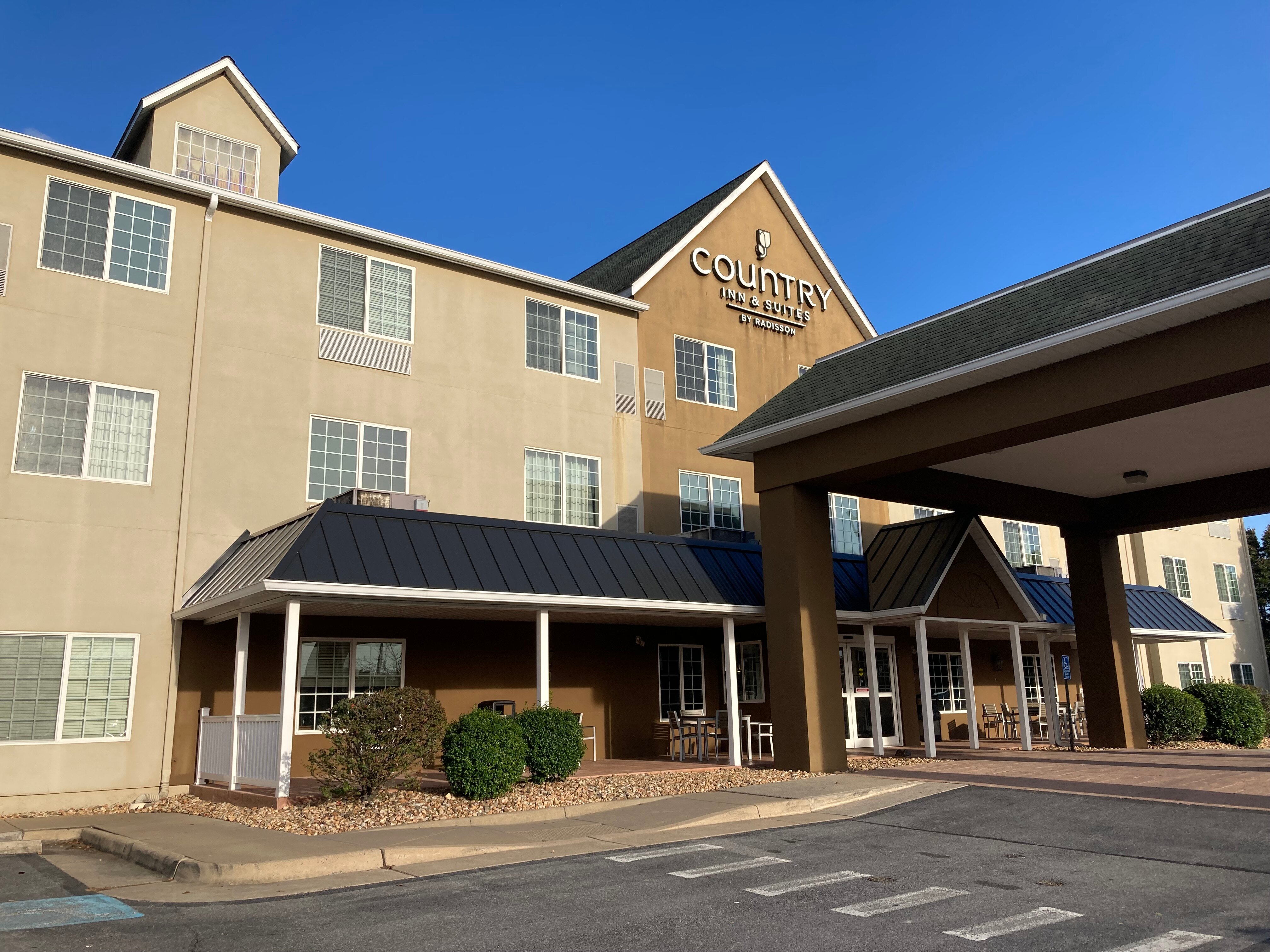 Country Inn & Suites by Radisson, Winchester, VA-浴室