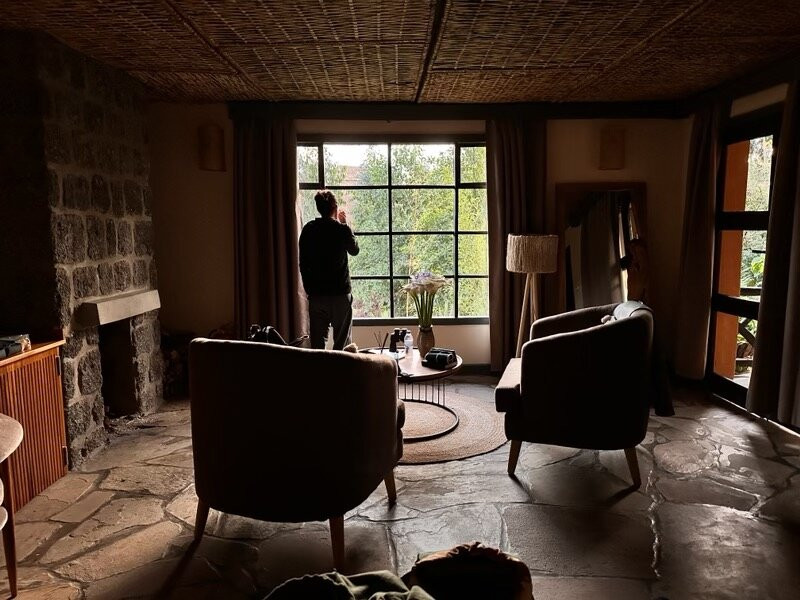 Sambora Kinigi主图