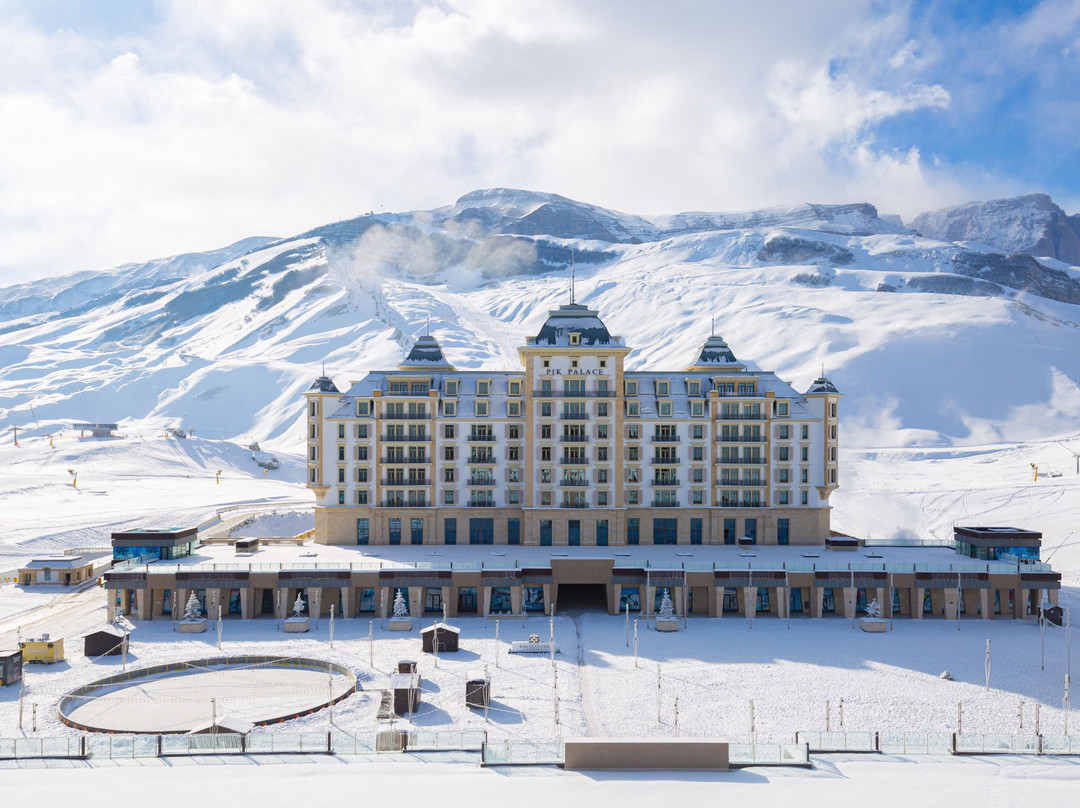 Pik Palace Hotel主图