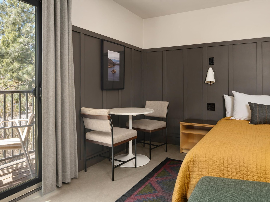 The Coachman Hotel Tahoe主图