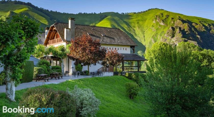 Logis Hôtel Etchemaïté主图