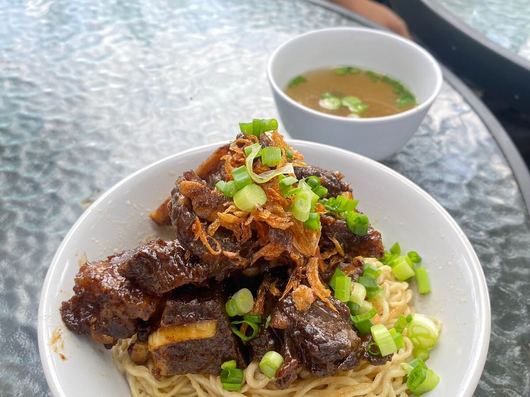 Mie Ayam & Bakso Muntjul Pattimura